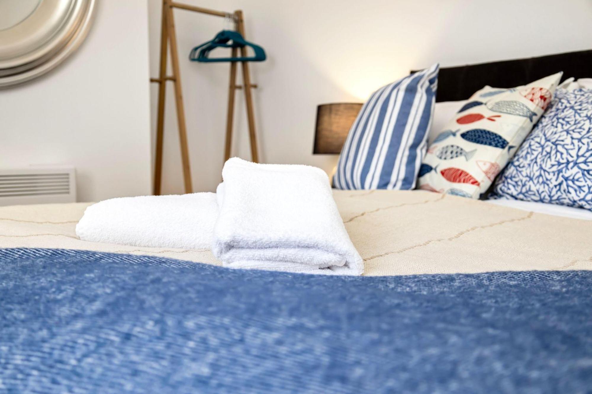 Queens Mile 1 With Free Parking By My Getaways 브라이턴 외부 사진