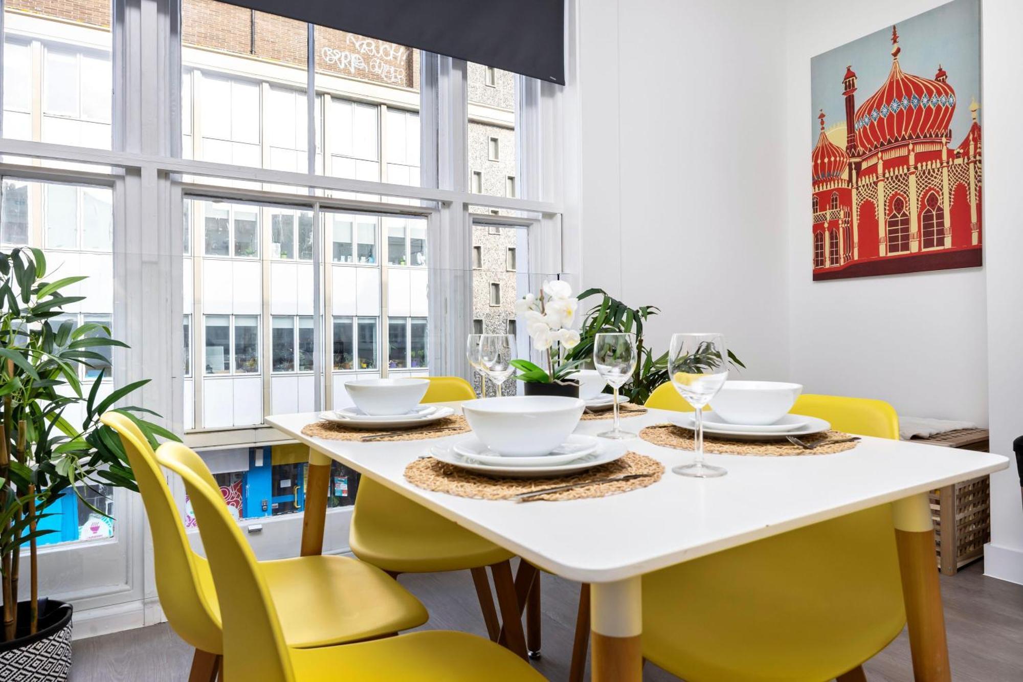 Queens Mile 1 With Free Parking By My Getaways 브라이턴 외부 사진